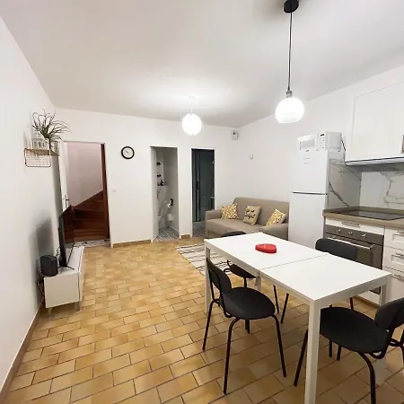 Mikihouse - Disneyland Bailly-Romainvilliers Buitenkant foto